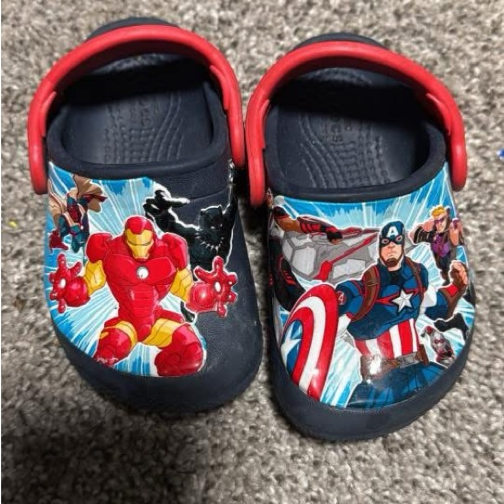Marvel Kids' Superhero Slippers - Red and Blue